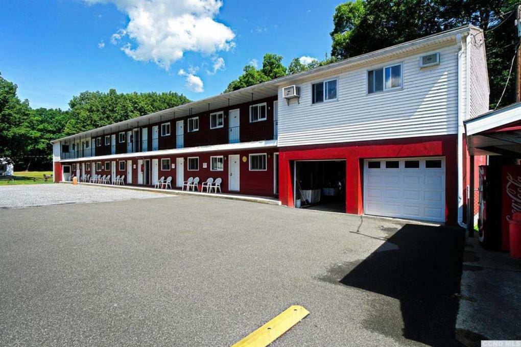 Red Ranch Inn Catskill Extérieur photo